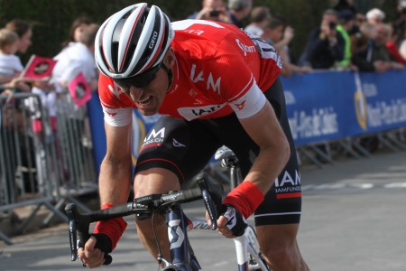 Geen Parijs-Roubaix voor Elmiger, Démare twijfelgeval