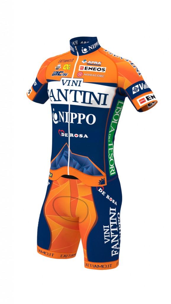 Meer oranje in Giro-tenue Nippo-Vini Fantini