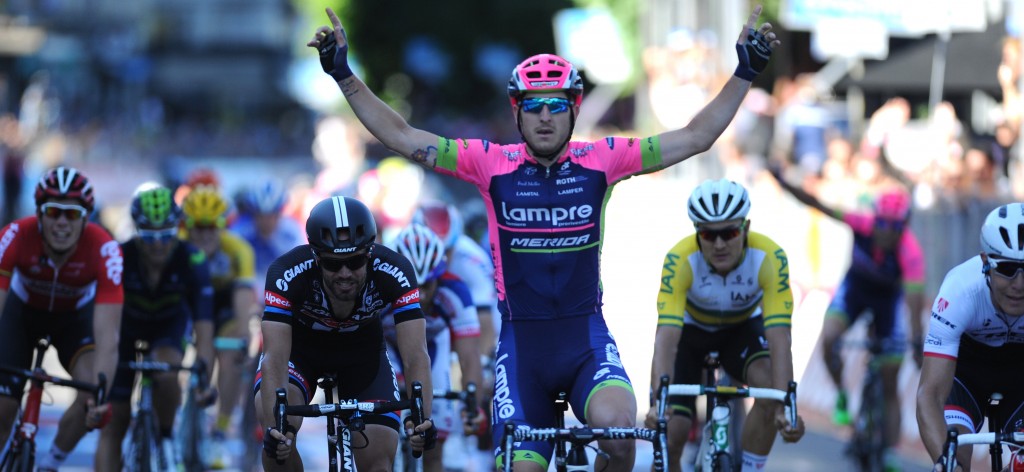 Giro 2015: Modolo wint massasprint in Zwitserland