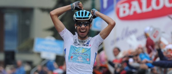 Giro 2015: Aru boekt tweede ritzege, geen bergprijs voor Kruijswijk