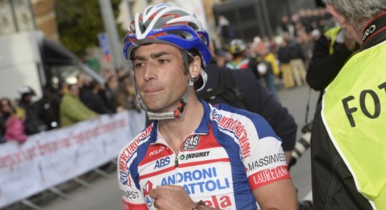Ploegbaas van Androni eist een ton van dopingzondaar Appollonio