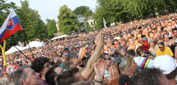 Ploegenpresentatie Utrecht trekt 12.000 toeschouwers