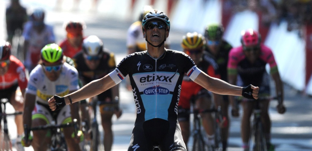 Tour 2015: Zdenek Stybar verrast met winst in zesde etappe, val Tony Martin