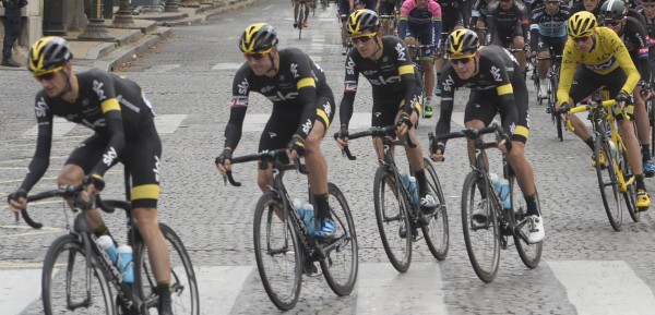 Tour 2015: Meeste prijzengeld voor Sky, LottoNL-Jumbo bezet dertiende plek