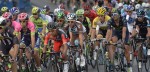 ‘UCI heft oortjesverbod op’
