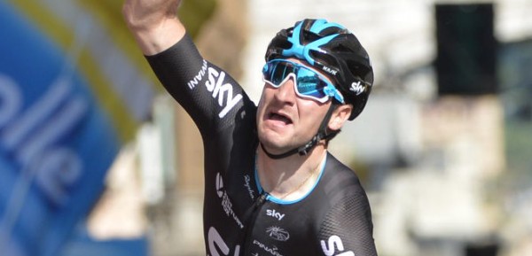 Viviani wint ochtendrit in Tour du Poitou Charentes
