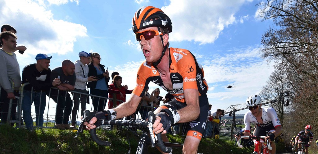 Weening debuteert in Ronde van Vlaanderen: “Het is gewoon koers”