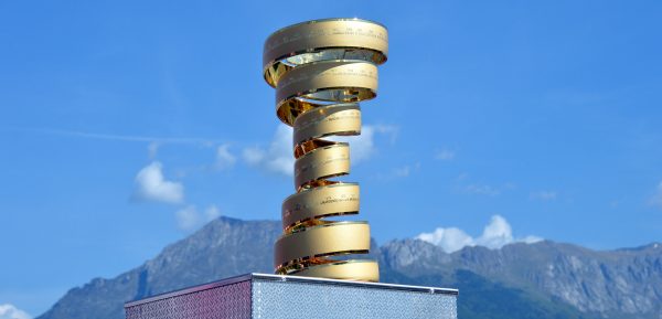 Giro 2016: Organisatie neemt tijd al op bij eerste finishpassage Turijn
