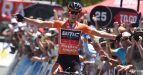 Richie Porte voor vierde maal op rij de beste op Willunga Hill, drie Nederlanders in top elf