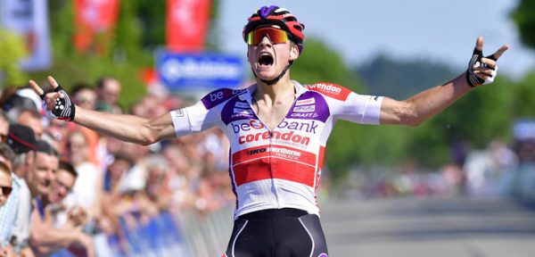 Mathieu van der Poel zwaait af met ritzege in Ronde van België