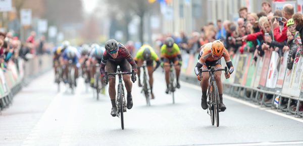 Amy Pieters sprint naar zege in Ronde van Drenthe