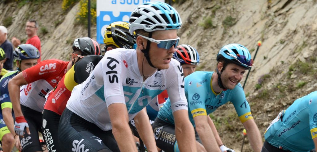 Opnieuw opschudding in de Vuelta: Geniez en Van Baarle botsen op official