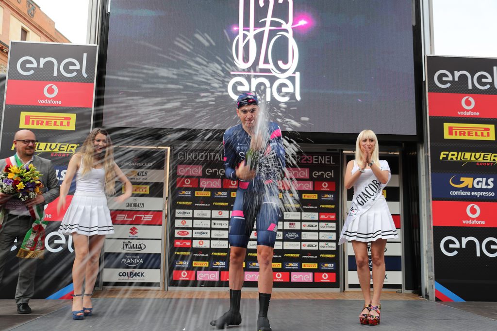 Affini (SEG Racing Academy) pakt proloogzege in Giro d’Italia U23
