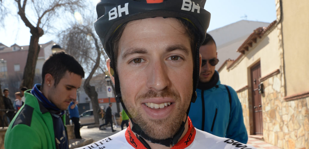 Zwaargehavende Jordi Simón stelt fans gerust na val in de Vuelta