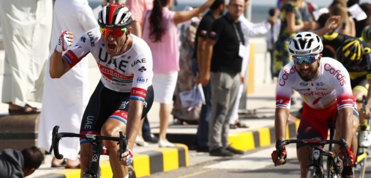 Alexander Kristoff spurt naar winst in openingsrit Tour of Oman