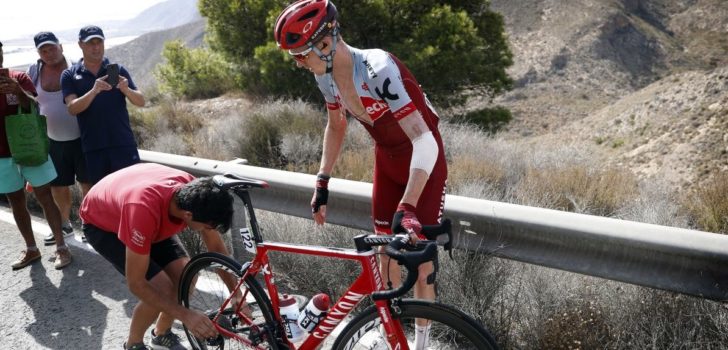 Boswell kampt met zware hersenschudding na val in Tirreno