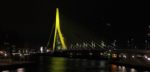 Rotterdam eert gele trui met uitgelichte Erasmusbrug