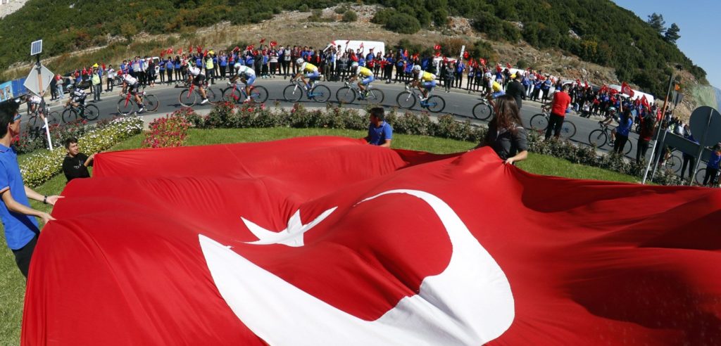 Al bijna zestig jaar wordt in Turkije gekoerst met de hulp van de president