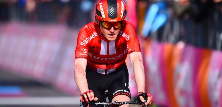 Sam Oomen: “Heel erg teleurgesteld om op deze manier de Giro te verlaten”