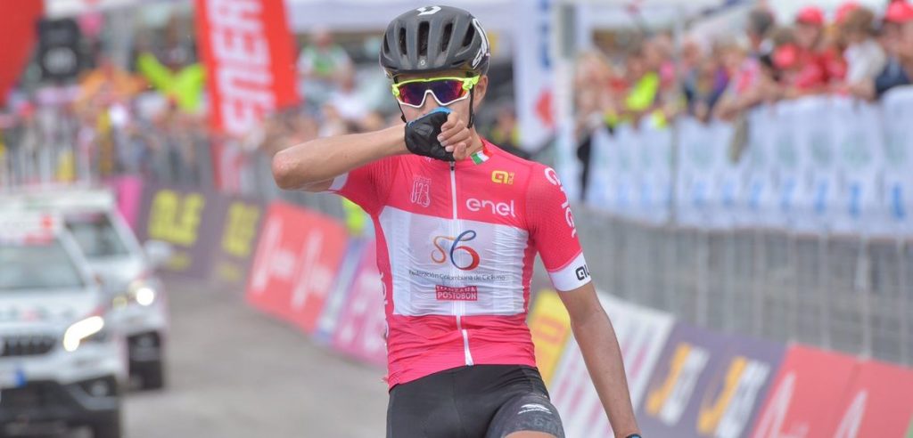Knieblessure houdt Baby Giro-winnaar Ardila uit Tour de l’Avenir