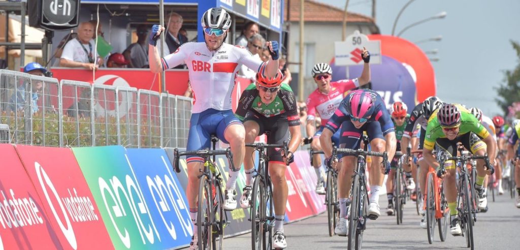 Wederom Britse zege in Giro d’Italia U23: Matthew Walls is de snelste in Pescia