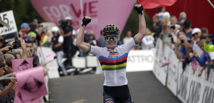 Taaie Van der Breggen houdt Van Vleuten van nieuwe ritzege af in Giro Rosa