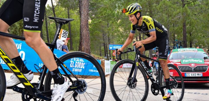 Vuelta 2019: Esteban Chaves gaat door ondanks zware val