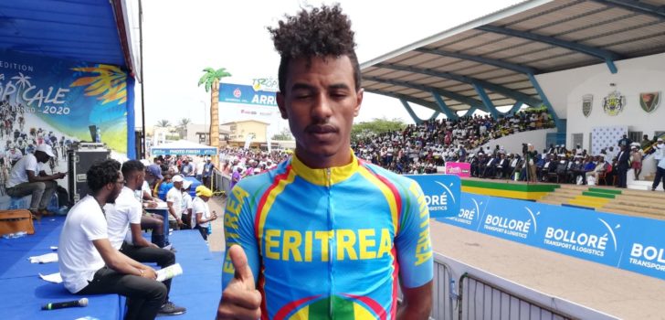 Natnael Tesfatsion juicht in tweede etappe La Tropicale Amissa Bongo