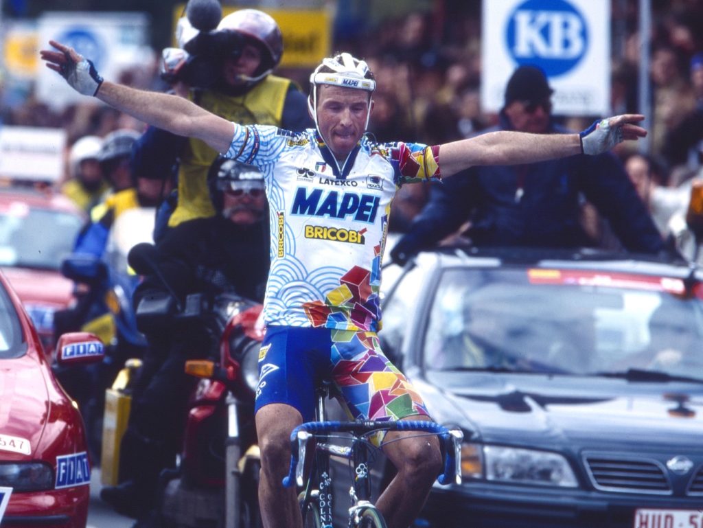 Johan Museeuw wint de Ronde van Vlaanderen 1998