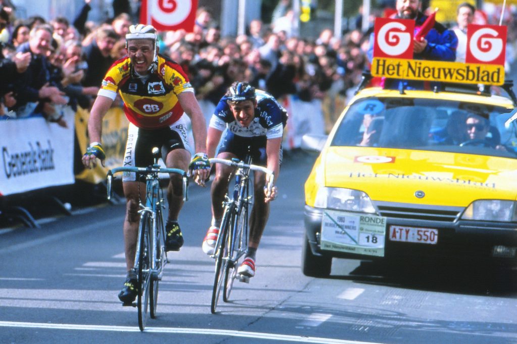 Johan Museeuw wint de Ronde van Vlaanderen 1993