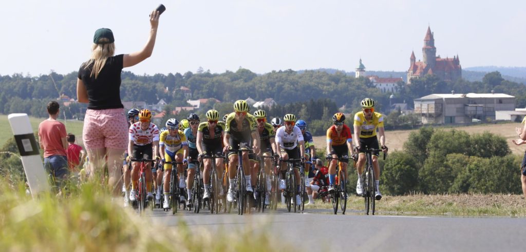 Volg hier de derde etappe van de Czech Cycling Tour 2020