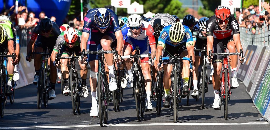 Giro U23: Driemaal is scheepsrecht voor Jordi Meeus in Colico