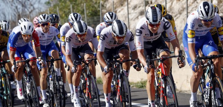 Waaieretappe naar Brindisi snelste rit in lijn ooit in Giro d’Italia