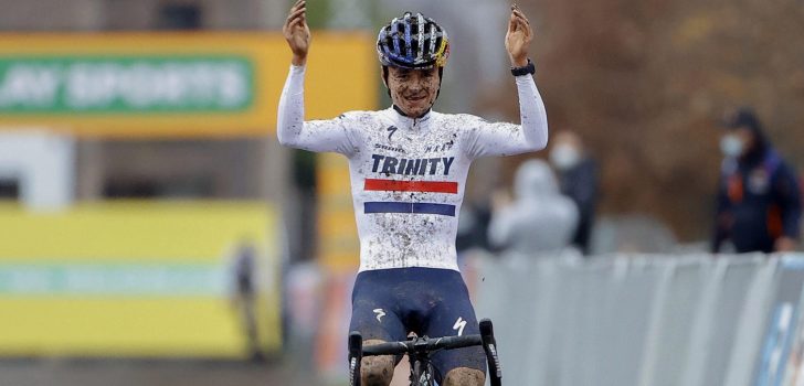 Tom Pidcock rijdt openingsweekend, wil debuteren in Vuelta