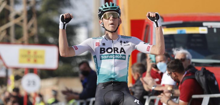 Lennard Kämna na negen maanden terug in peloton