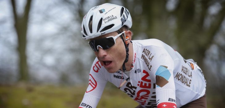 Michael Schär moet Ronde van Vlaanderen verlaten na weggooien bidon