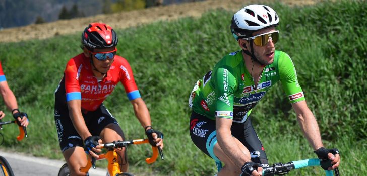 Simon Yates verkent Giro-bergrit: “Dat is misschien wel cruciaal”