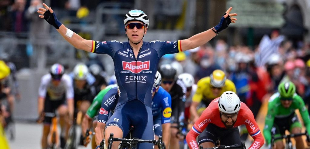 Tour 2021: Tim Merlier wint chaotische sprintrit naar Pontivy, Van der Poel houdt geel
