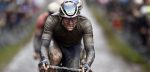 Mathieu van der Poel derde in Roubaix: “Als ik moet verliezen, dan het liefst strijdend ten onder”