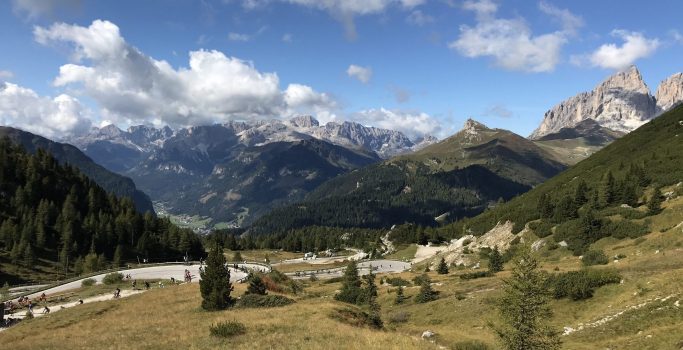 De Passo San Pellegrino, Passo Pordoi en Passo Fedaia: een monstertocht door de Dolomieten