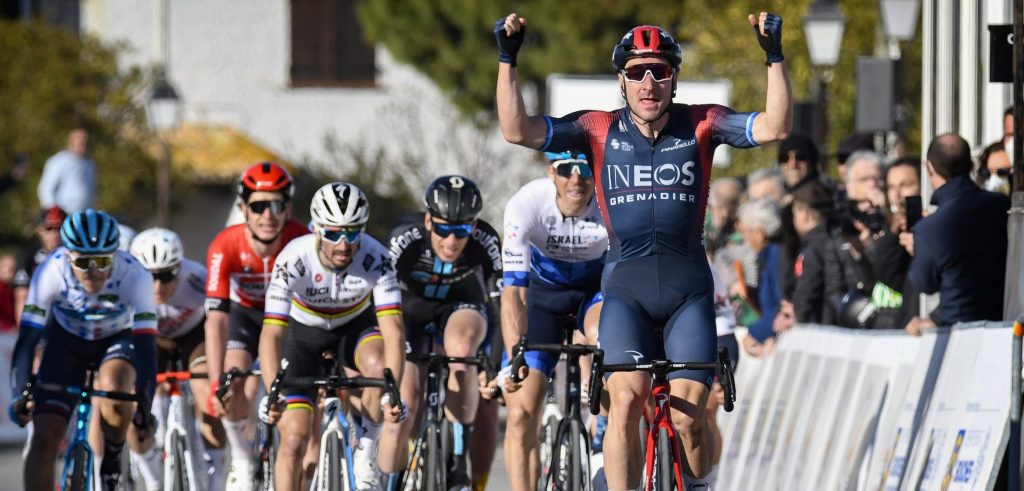 Elia Viviani bekroont ploegwerk in Tour de La Provence na waaierspektakel