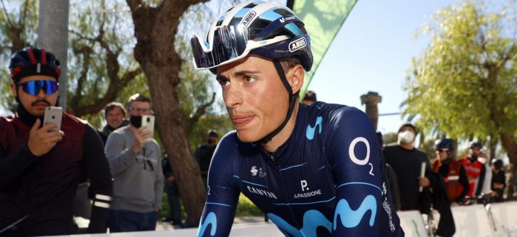 Enric Mas loopt geen serieus letsel op bij val in Tirreno-Adriatico