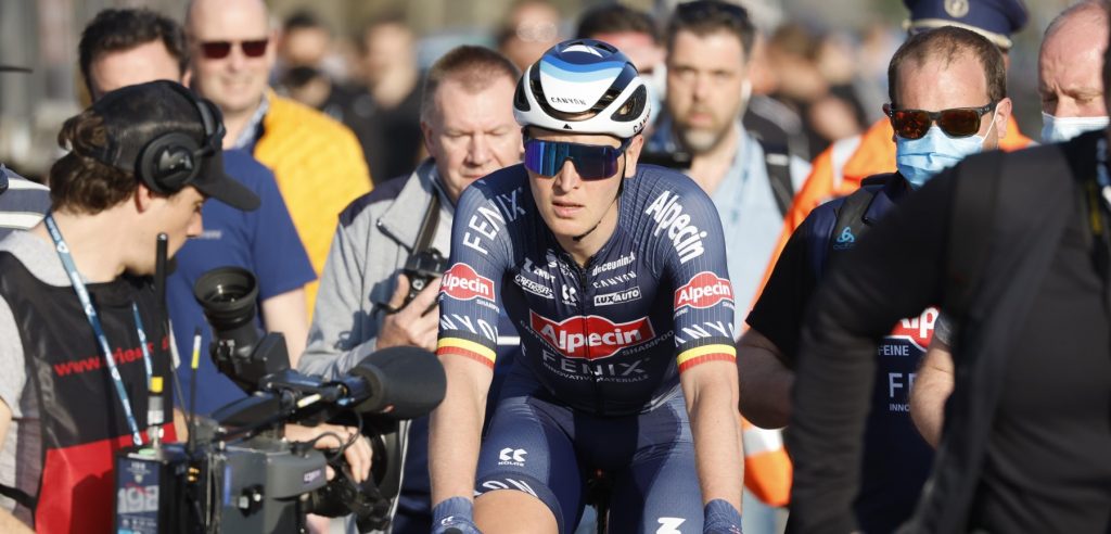 Tim Merlier definitief niet naar Giro door elleboogblessure: “Eerst volledig herstellen”