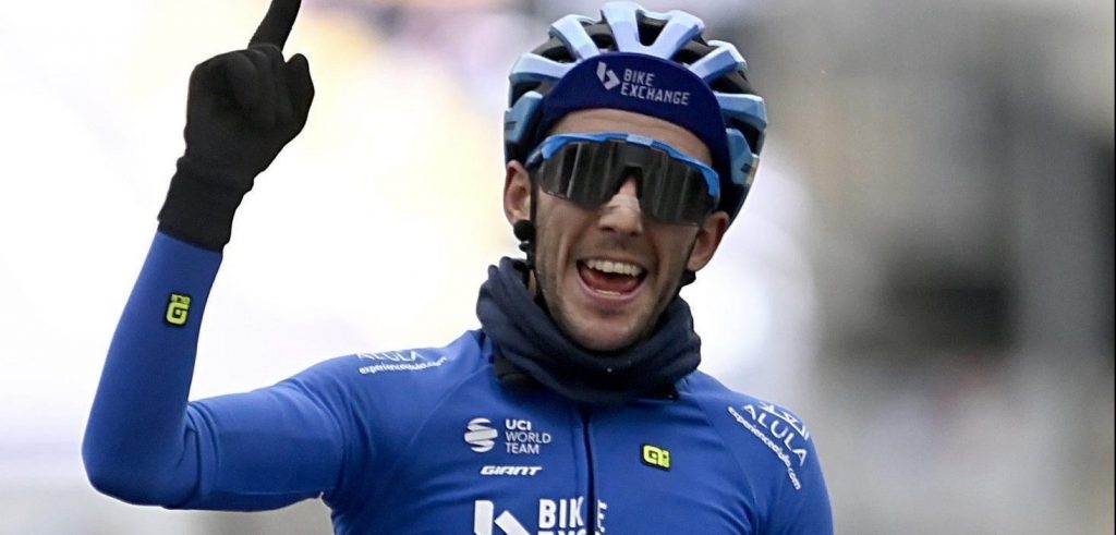 Giro 2022: Simon Yates kopman en BikeExchange-Jayco mikken op podium