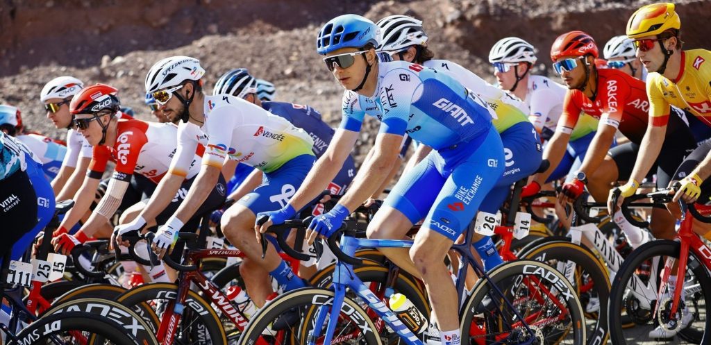 Vuelta 2023: Eddie Dunbar kopman Jayco AlUla, eerste grote ronde voor Jan Maas