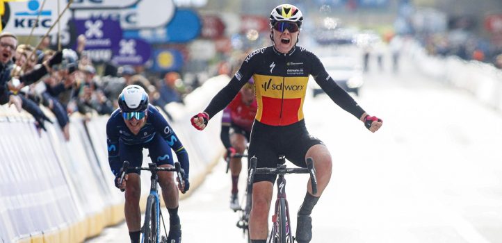 Thuisfavoriete Kopecky triomfeert in Ronde Van Vlaanderen, Van Vleuten tweede