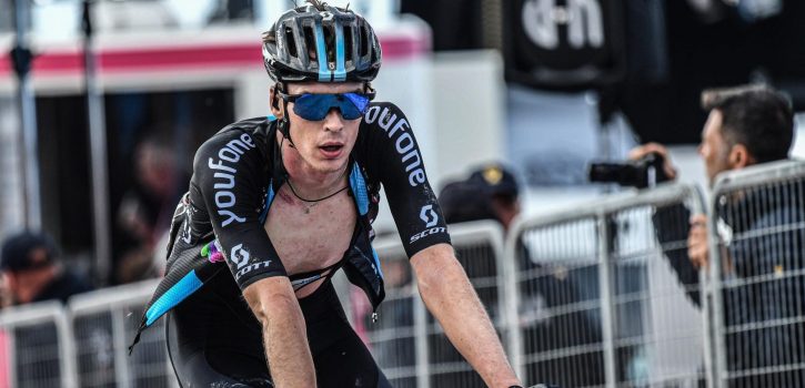 Arensman staat twaalfde in de Giro: “Hoop dat ik kan aanvallen in week drie, in functie van Bardet”