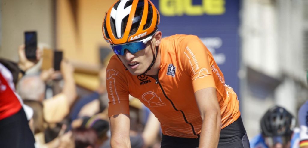 Romet Pajur klopt Menno Huising in Ronde van Vlaanderen voor junioren