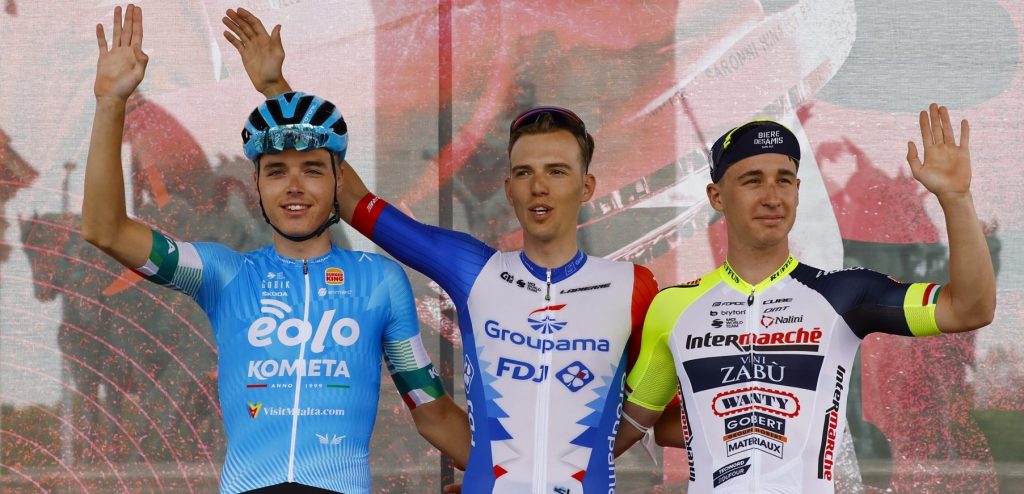 Erik Fetter viert Hongaarse Giro-start met nieuw contract bij EOLO-Kometa