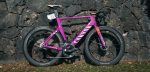 Giro 2022: Alpecin-Fenix presenteert paarse fiets voor Mathieu van der Poel